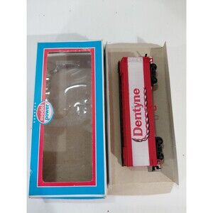 Model Power 9016 Train HO Gauge Model Railroad Dentyne Wooden Reefer Car w/Box